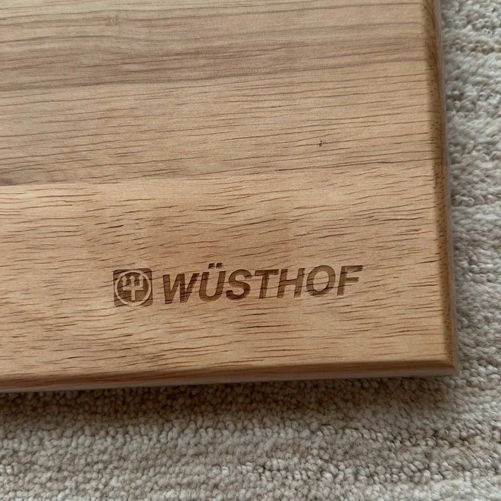 New Wüsthof Wooden Cutting Board 10 x 14 Inch